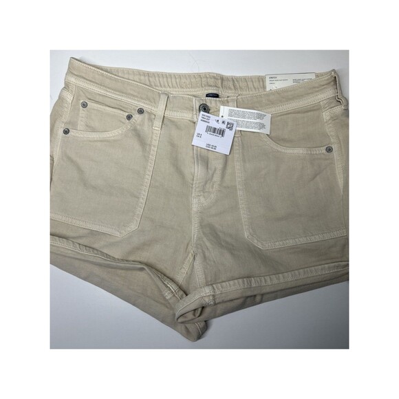 NWT American Eagle Dreamy Drape Easy SHORTIE Sz 8 Stretch Cream Low Rise Shorts - Picture 1 of 10